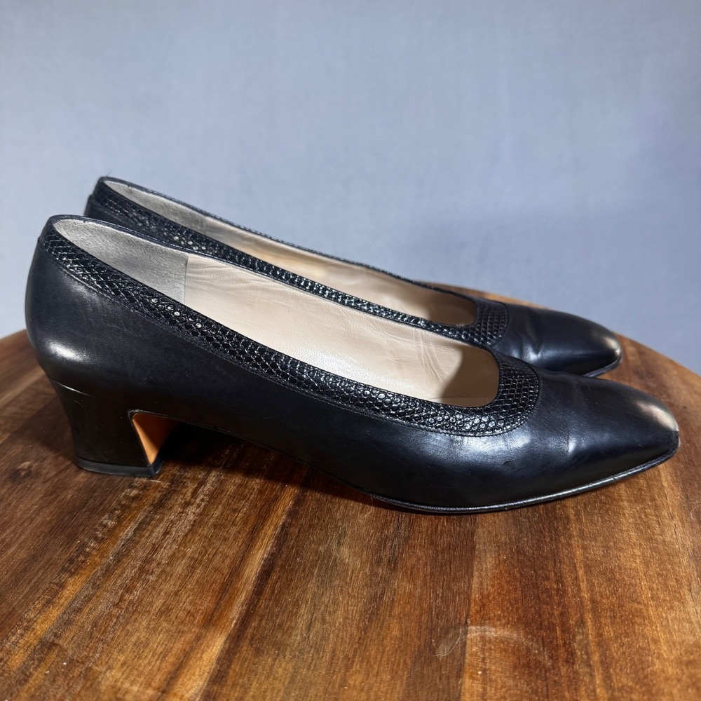 Vintage Salvatore Ferragamo Navy Leather Snakeskin Trim Block Heel Pumps 10Italy - Picture 3 of 8